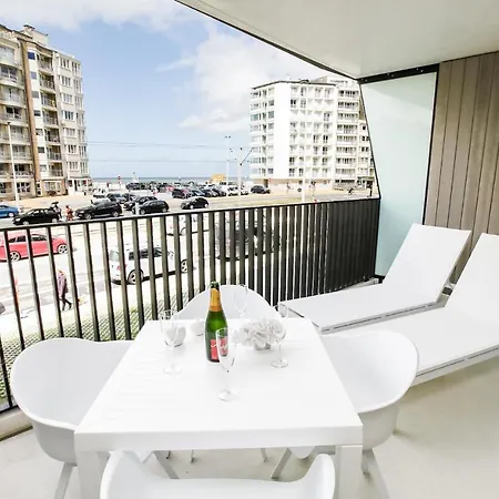 Apartment Residentie Crystal Ostend